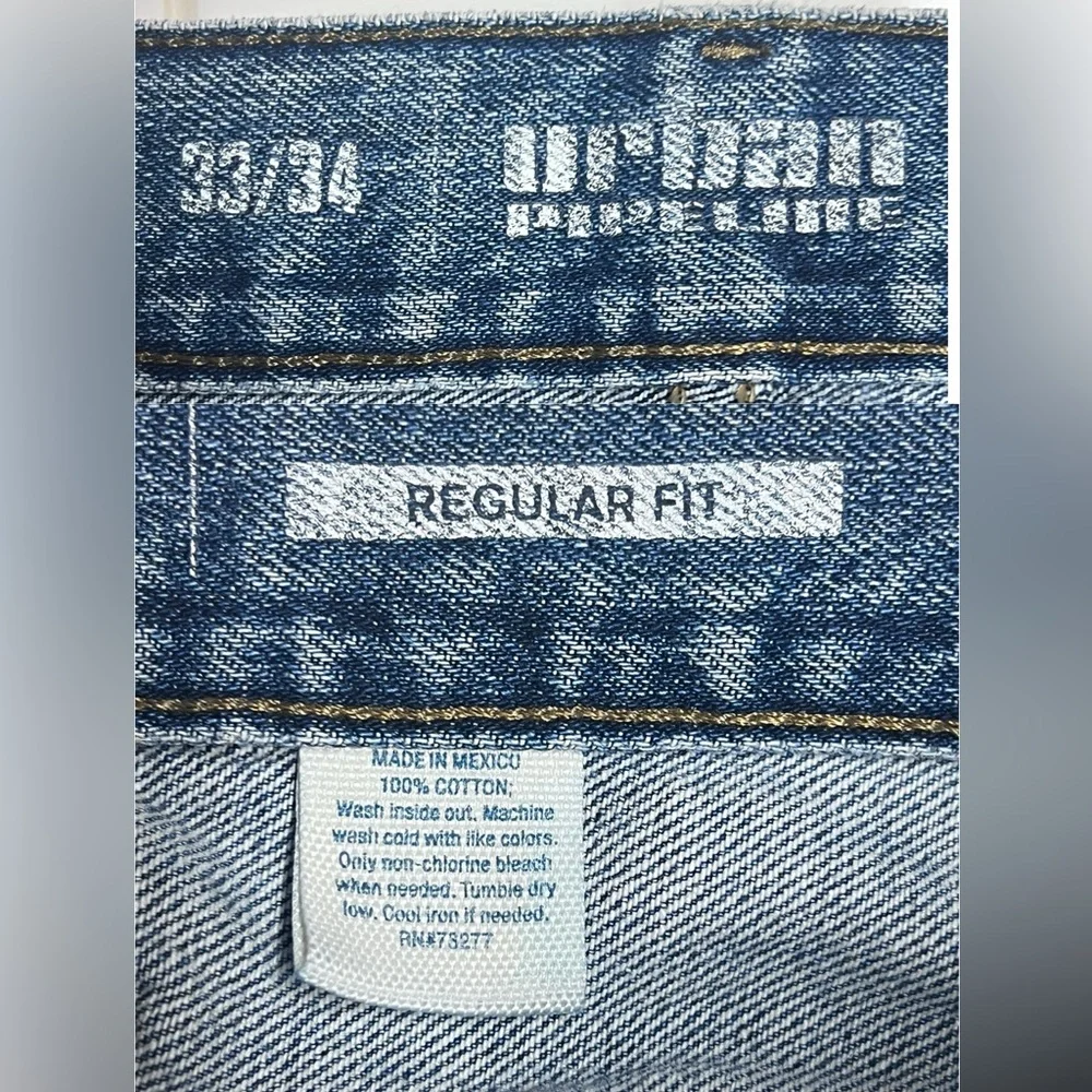 - Urban Pipeline Straight Leg Jeans SZ 33/34! EUC!